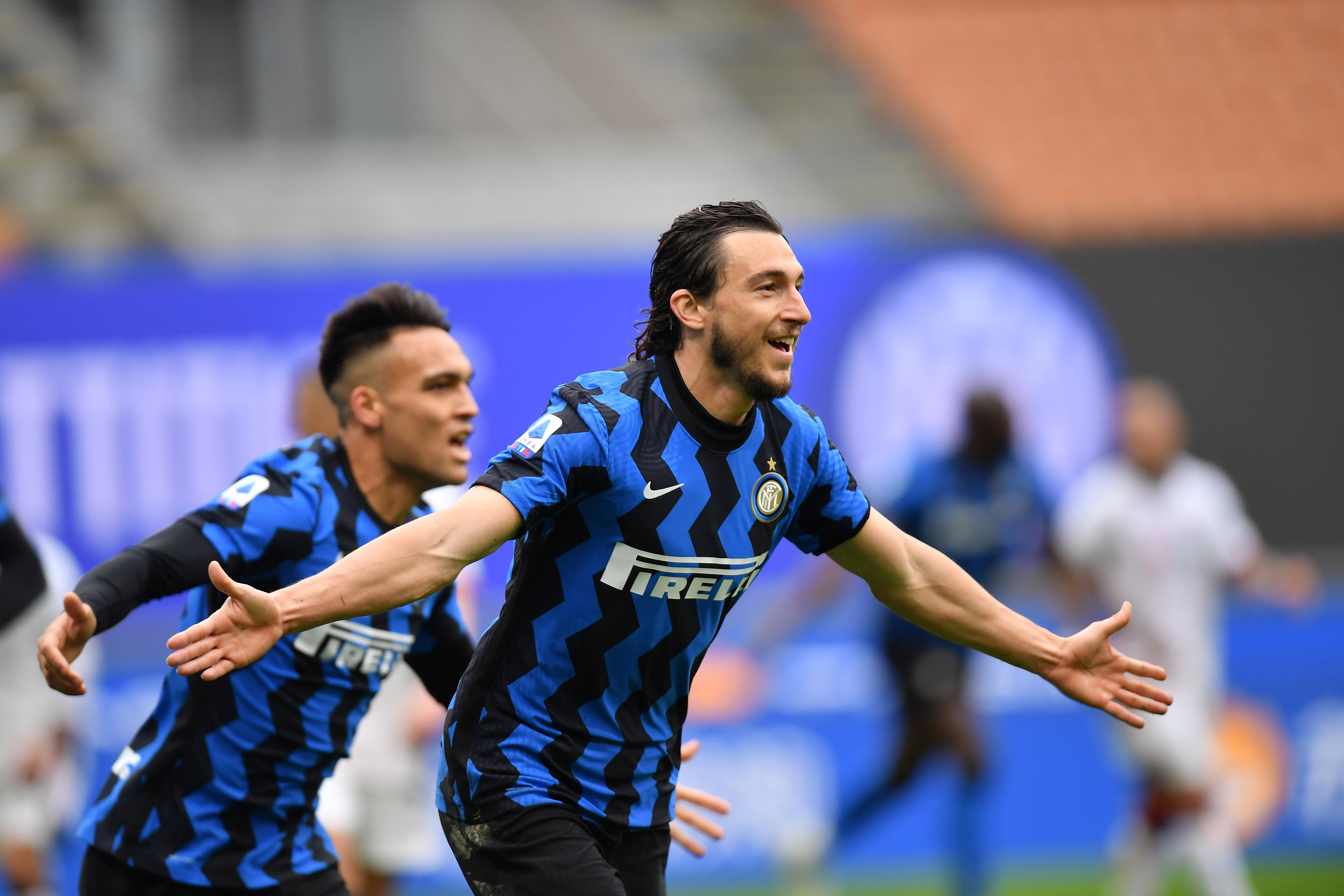 ATP总决赛第6日综述：辛纳小组赛3连胜，阿利亚西姆首进四强