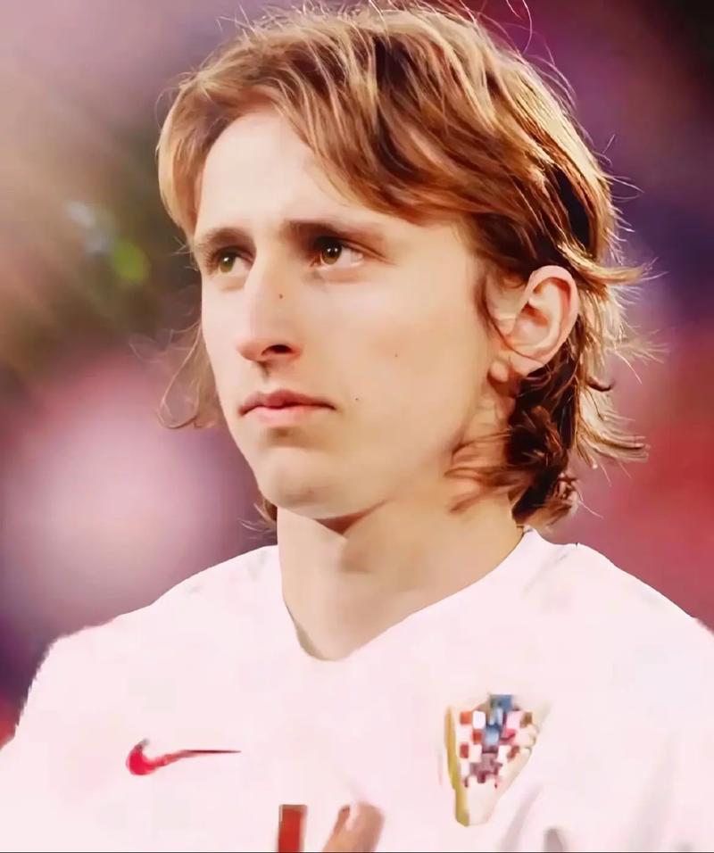 官方：38岁洛里与洛杉矶FC达成1+1续约协议