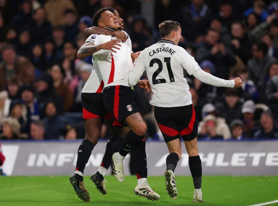 NBA：凯尔特人主场大胜猛龙