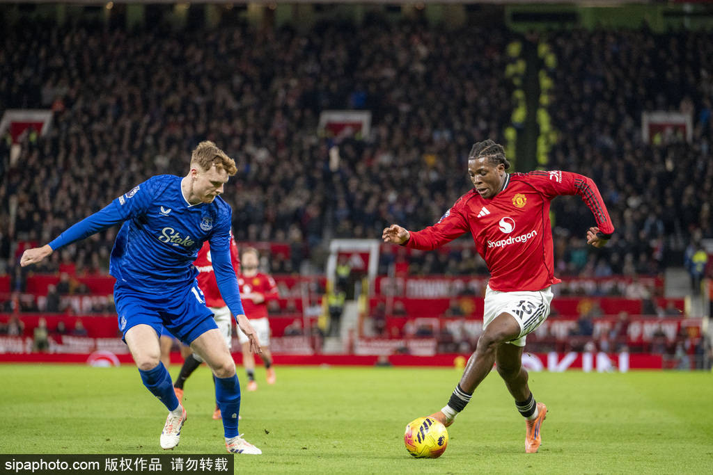 英媒：西汉姆联1月瞄准葡超射手王，菲尔克鲁格或回德甲