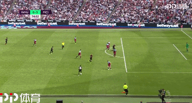 巴萨副主席：当前票价确实偏高；正为梅西准备他值得的致敬