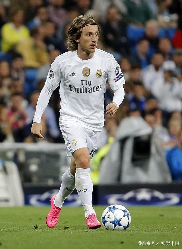 足球摄影最佳瞬间捕捉技巧