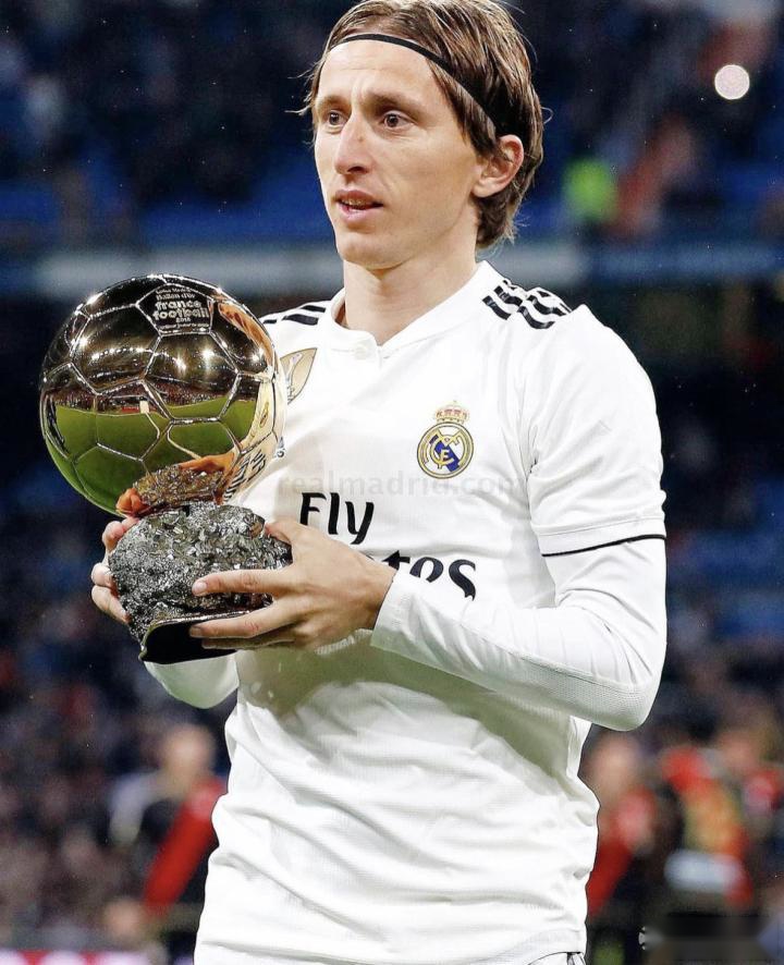 几乎零角度都能进，这准度离谱