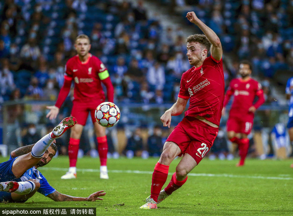 前场进攻 前场进攻