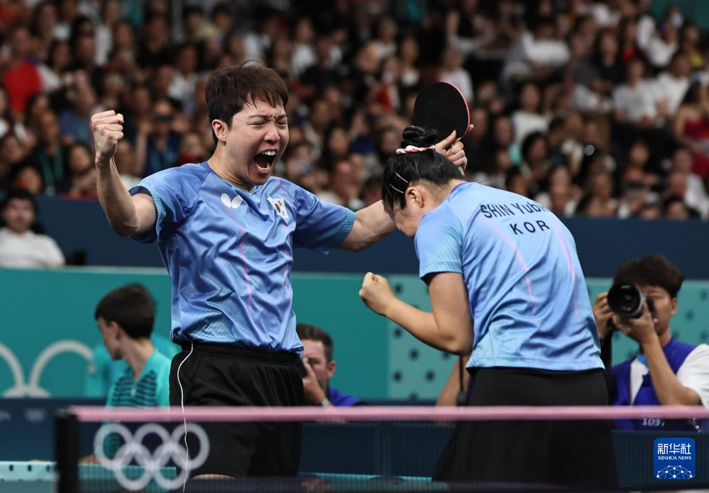 什科穿上红 什科穿上红